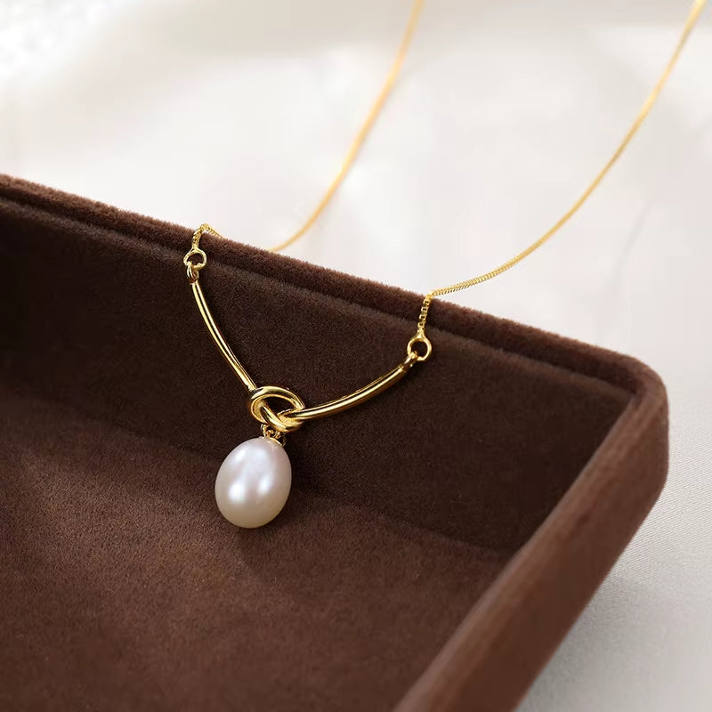 Fashion Jewelry 925 Sterling Silver Necklaces Real Natural Pearl Pendant Knot Shaped Gold Plated Necklaces for Women