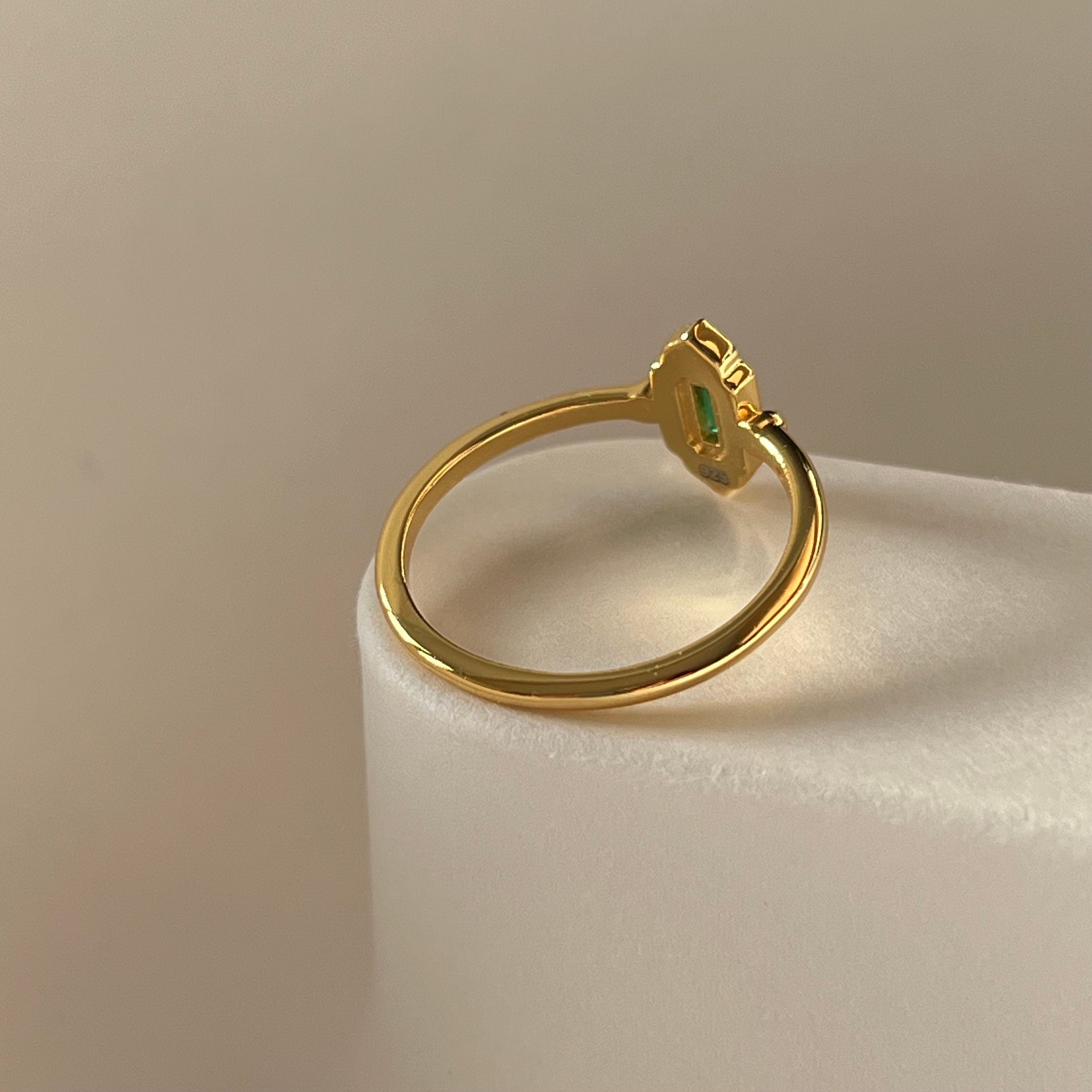 Dainty 18K Gold Vermeil Emerald Ring | Waterproof | Hypoallergenic | Promise Ring | Gift for Her | Love Gift | Engagement | Proposal